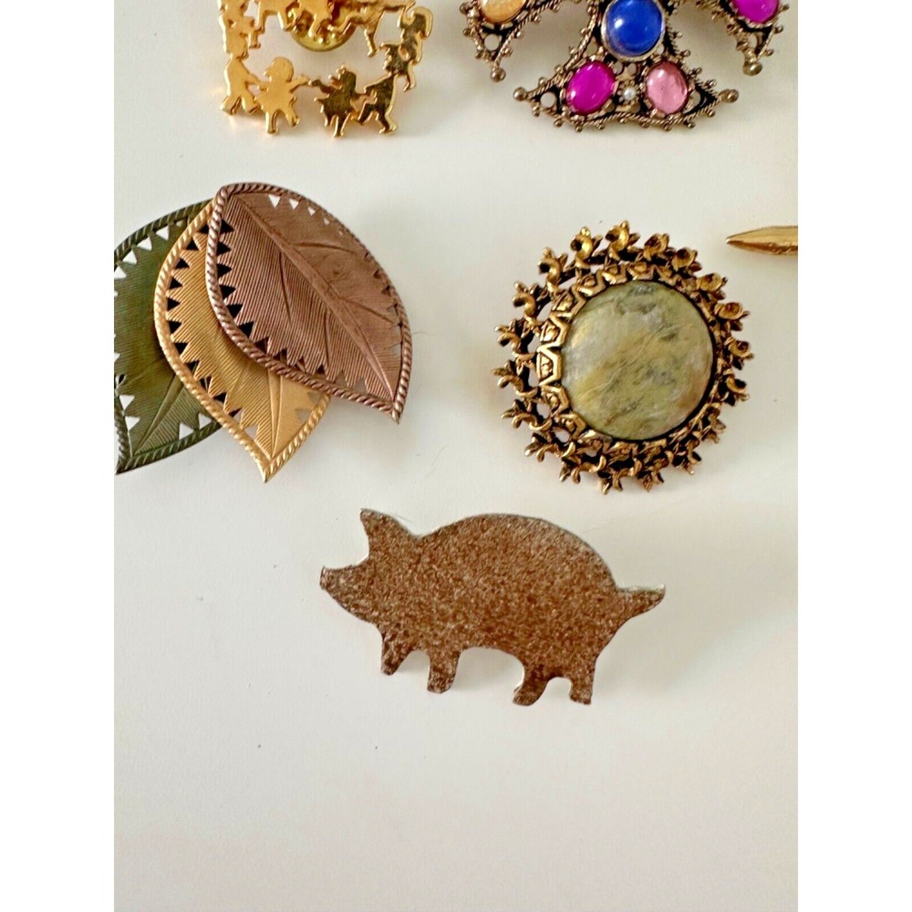 Brooch Lot Pig Apple Leaf Straw hat Salon Gold Tone Mixed Stunning Set of 10 - Picture 2 of 9